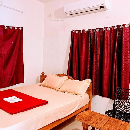 Gt Guest House Virāmpattinam Екстериор снимка