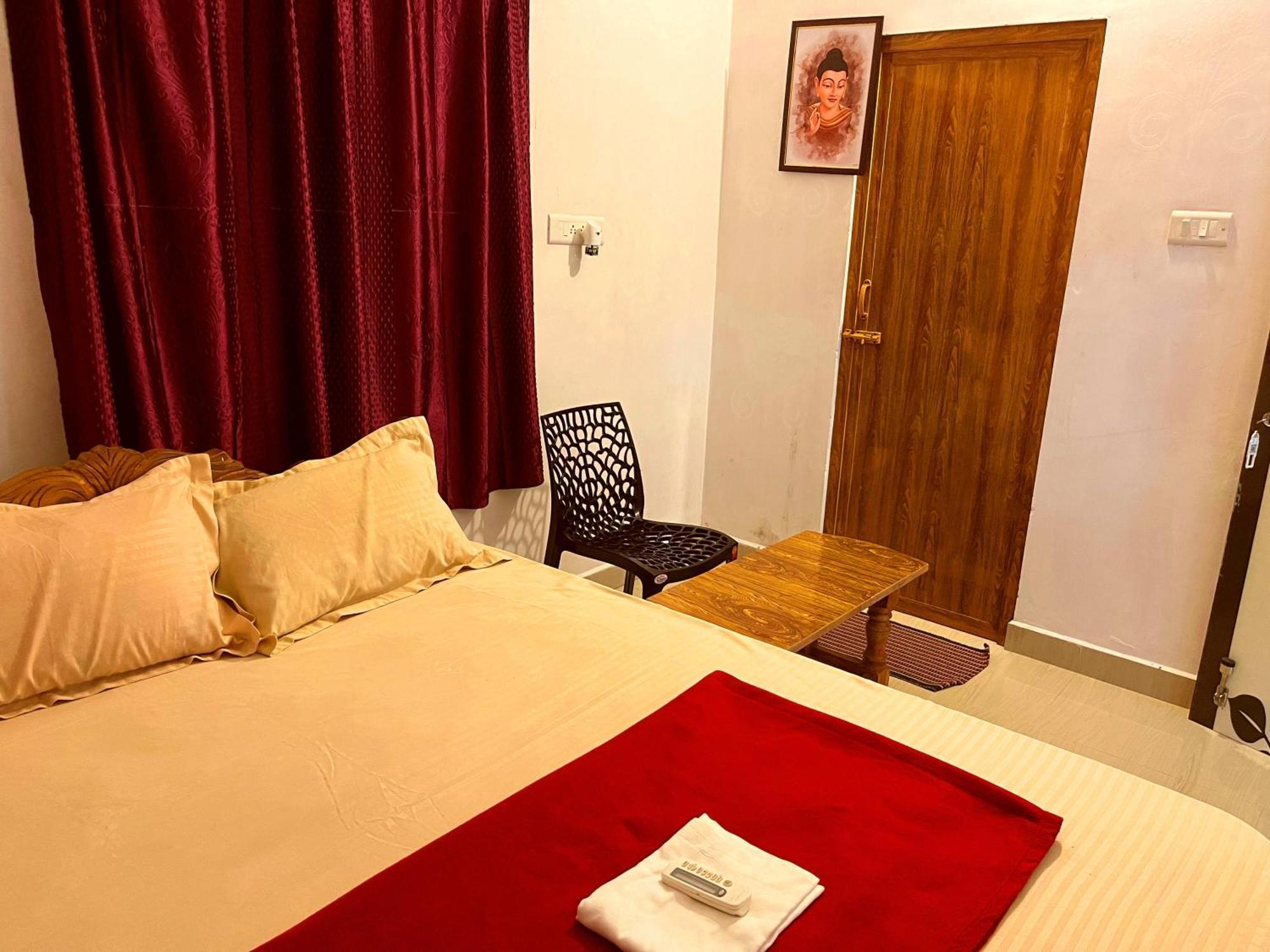 Gt Guest House Virāmpattinam Екстериор снимка